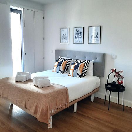 Smiling Places - Apartment In Porto Bagian luar foto