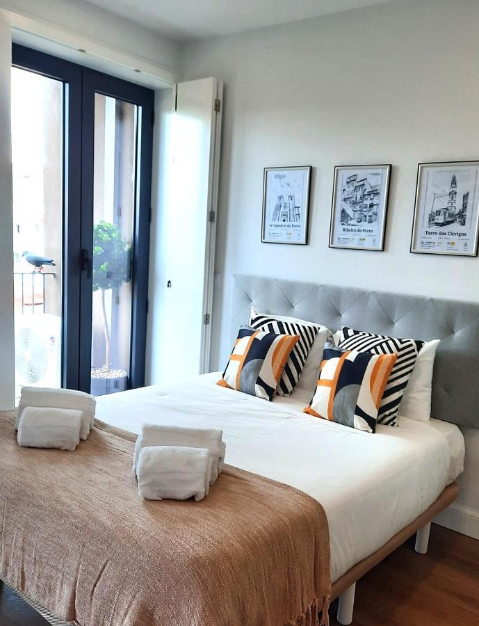 Smiling Places - Apartment In Porto Bagian luar foto