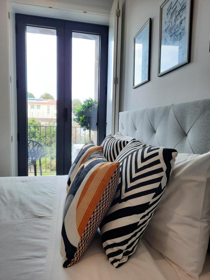 Smiling Places - Apartment In Porto Bagian luar foto