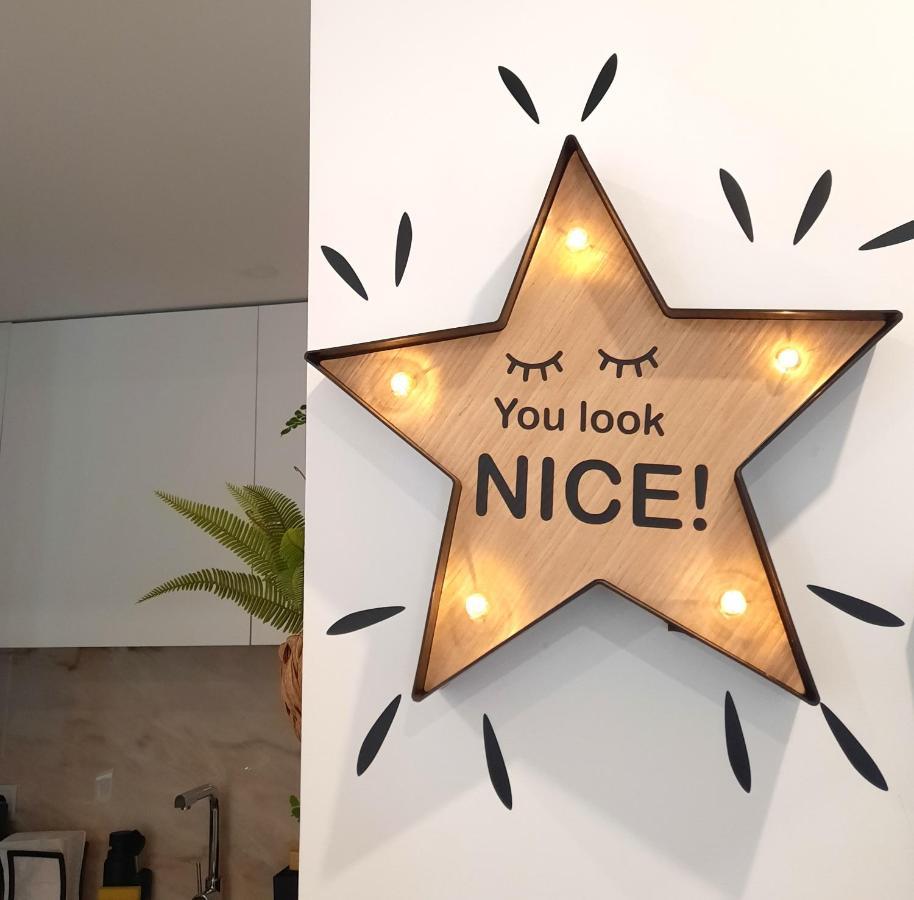 Smiling Places - Apartment In Porto Bagian luar foto